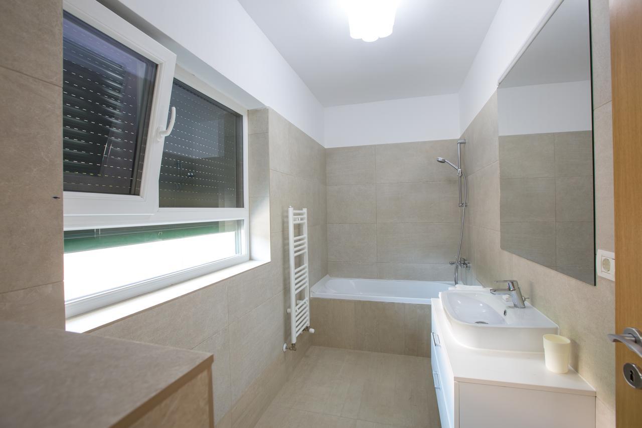1Hotels Timisoara Ngoại thất bức ảnh