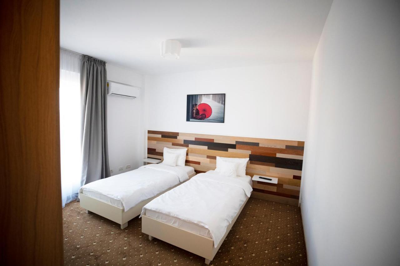 1Hotels Timisoara Ngoại thất bức ảnh