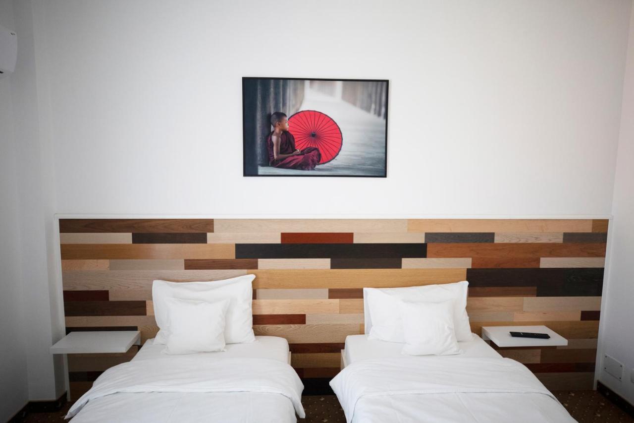 1Hotels Timisoara Ngoại thất bức ảnh