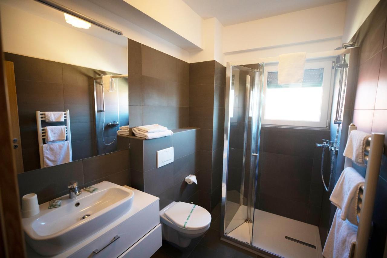 1Hotels Timisoara Ngoại thất bức ảnh